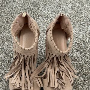 Fringed Tan Women's Shoes